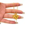 Collar de cobre bañado en oro vietnamita con diseño de osmanthus tridimensional de alta calidad incrustado con diamantes, cadena para la clavícula de diseño de moda exquisito y de nicho venta al por mayor
