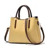 [Bolsas Femininas] Nova Moda 2025 Bolsa de Mão Feminina Grande Capacidade Bolsa para Senhoras de Meia-Idade Bolsa Transversal Atmosférica