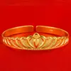 Pulsera de corona dorada chapada en oro para boda, electrochapado al vacío, pulsera abierta de corona de princesa, regalo de fábrica de monedas europeas, venta al por mayor