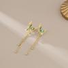 Pendientes de Borla de Mariposa Verde para Mujer Largos Retro Adelgazantes Estilo Chino Clásico Elegante Pinza para Oreja de Plato de Incienso Mosquitero sin Agujeros para Orejas para Mujer