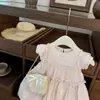 [Tian Xiaosi] Ropa Infantil para Niñas Estilo Verano 2026 Mangas Voladas Lazo Dulce Vestido de Princesa Vestido Camiseta sin Mangas para Bebé Niña
