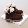 Botas de nieve de invierno para niñas, estilo nuevo, forradas de felpa y engrosadas para abrigar, botines para niños, suela suave, zapatos de algodón antideslizantes para niños mayores