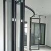 Puerta plegable curva Jin Yi Xiang Puerta plegable grande de aleación de aluminio curva Fabricante de alta resistencia Estilo plegable Moderno minimalista