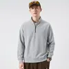 Suéter de punto para hombre de alta gama, elegante y versátil, con cuello alto y diseño de media cremallera, perfecto para otoño, que ofrece un look relajado y casual.
