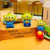 LLavero de muñeca de tres ojos con dibujos animados auténticos, colgante para bolso de estudiante, llavero personalizado de moda, venta al por mayor