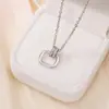 Tohm Diseño Elegante Colgante de Cobre Incrustado con Diamantes Collar Hueco Versátil Collar para Celebridades de Internet Cadena de Acero Inoxidable Estilo Único para Mujer