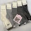 Meias de Cashmere Femininas para Outono e Inverno, Meias Largas, Listras de Desenho Animado, Espessadas, Amigáveis à Pele, Confortáveis, Quentes, Atacado do Fabricante