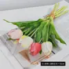 7 tulipanes artificiales agrupados con tallos de goma suave, arreglo floral de escritorio para el hogar estilo crema, flores decorativas para sala de estar