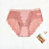 Venta Caliente Transfronteriza Ropa Interior Femenina Lujo Ligero Gama Alta Sexy Encaje Chica Picante Tentación Bragas Elásticas Tallas Grandes Pantalones Triángulo