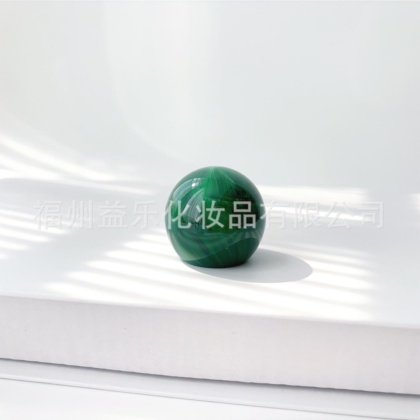 墨绿.jpg