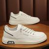 Zapatos de Hombre 2025 Primavera y Verano Nueva Moda Versátil Transpirables Zapatos Blancos Ligeros de Suela Blanda Casual Zapatos de Tablero para Estudiantes Zapatos de Hombre