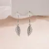 Aretes de Hoja para Mujer, Estilo Coreano, Aretes Largos Colgantes que Hacen que el Rostro Parezca Más Delgado, de Alta Gama, Vintage, Etéreos, Únicos y de Estilo Minimalista