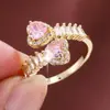 Exclusivamente para Ventas Transfronterizas, Exquisito Anillo Abierto con Diseño de Corazón de Doble Cabeza Incrustado de Circonita, Joyería de Anillo para Dedo Índice Estilo Dulce de Princesa