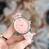 Reloj de mujer con diseño versátil, estilo nicho, ligero, de lujo, para negocios, para uso diario, con correa británica, elegante, sencillo, para estudiantes, reloj ovalado.