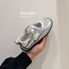 Nuevos Zapatos de Malla de Verano 2026 Estilo Coreano Versátiles de Malla Simple de Boca Baja Zapatos Mary Jane Huecos para Niñas
