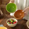 Conjunto de tigela e prato estilo retrô, pintado sob o esmalte, louça de cerâmica de alta qualidade para uso doméstico, incluindo tigelas, pratos, tigelas de arroz, tigelas de sopa e tigelas para macarrão instantâneo
