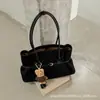 Bolso de Felpa Gamuzada con Diseño Retro de Nicho 2026 Moda Casual Textura Personalidad Bolso de Hombro para Mujer Bolso para el Hombro de Viaje