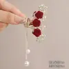 Presilha de Cabelo Rosa Vermelha para Mulheres Ano Novo 2024 Presilha de Cabelo de Alto Padrão Estilo Antigo para a Parte de Trás da Cabeça Presilha de Tubarão para Noivas Acessórios de Cabelo
