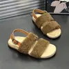 Sandalias de mujer tipo mule de moda con diseño de una sola tira, colección otoño/invierno 2026, con material mullido y estilo inspirado en Birkenstock