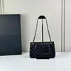 Bolso de Cadena Acolchado Cf25 Estilo Canal de Suministro Transfronterizo Europeo y Americano para Mujer, Bolso Clásico de Hombro Cruzado de Piel de Cordero a la Moda