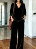 Colección de otoño/invierno 2026 europea y americana transfronteriza: Elegante conjunto de otoño estilo coreano para mujer, con un top de cuello en V y pantalones de pierna ancha, un conjunto de dos piezas