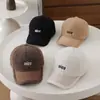 Gorra de béisbol para niños de 3 a 8 años, nuevo estilo otoño e invierno, gorra cálida de felpa para niños, gorra versátil con letras transfronteriza para niñas