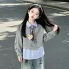 Conjunto de Sudadera Falsa de Dos Piezas para Niñas Primavera y Otoño Pantalones Anchos de Dibujos Animados Conjunto de Dos Piezas para Niños Medianos y Grandes Atuendo Casual Elegante Otoño