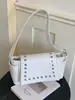 Bolso de Axila para Mujer, Nuevo Tendencia Verano 2026 Exquisito Versátil de Gama Alta para Viajar al Trabajo Bolso de Hombro con Remaches, Bolso Cuadrado Pequeño