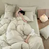 Juego de cuatro piezas de algodón 100% teñido en hilo con estilo vintage minimalista, color sólido con diseño de amarre trasero, ropa de cama estilo hotel y casa de huéspedes de lino lavado