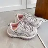 Zapatos Casuales de Malla Transpirable para Niños 2026 Primavera/Verano Nuevos Zapatos Deportivos para Correr para Niños Zapatos de Moda con Suela Suave para Niñas