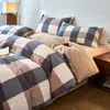 Juego de Cuatro Piezas de Algodón 100% Teñido en Hilo Lavado, Algodón Puro, Sin Estampar, Productos de Calidad Suministrados de Fábrica, Funda Nórdica, Ropa de Cama Estilo Japonés, Sábana Ajustable al por Mayor