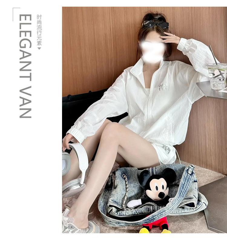 Cross-border, shopping source, distribution,2024 spring/summer/fall, new, street trends, age reduction, small, explosive, European goods, net red, sports sun-protective clothing coats, leisure sports, temperament leisure, fashion, new spring/summer/fall clothing, spring/summer/fall clothing for women, fashion sun-protective clothing coats, women's spring/summer/fall, sun-protective clothing for women, sun-protective clothing for women, women's sportswear, Casual sun-protective clothing, fashion sun-protective clothing, salt, 2024, all-match, design sense, niche, foreign, European goods, Ali International Station, cross-border procurement跨境淘货源分销2024春夏秋季新款街头潮流减龄小个子爆款欧货网红款运动防晒服外套休闲运动气质休闲时尚流行新款春夏秋装春夏秋装女装时尚防晒服外套女装春夏秋季防晒服外套女防晒服外套女女士运动服女装防晒服外套卫衣防晒服外套休闲防晒服外套春夏秋季防晒服外套女装时尚防晒服外套盐系休闲防晒服外套女装2024百搭设计感小众洋气欧货阿里国际站跨境采购