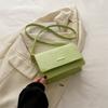 Estilo Hong Kong Retro Pequena Bolsa Feminina 2024 Nova Moda Texturizada Crossbody Bolsa Axilas Elegante Retro Casual Pequena Bolsa Quadrada