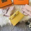 Bolsa Kelly Estilo Crocodilo Retrô Europeia e Americana, Bolsa Feminina de Ombro Único Transversal de Alta Qualidade, Bolsa de Mão da Moda Leve de Luxo para Mulheres Venda por Atacado