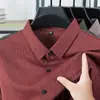 Camisa de Manga Larga a Rayas de Moda para Hombre, Nuevo Estilo Primavera y Otoño, Sin Arrugas, Camisa Básica Versátil Casual para Papás de Mediana Edad