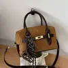 Bolso de mano vintage transfronterizo para mujer, nuevo bolso de hombro versátil de moda otoño 2026, bolso cruzado tipo almohada para el día a día