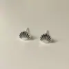 Brincos Pequenos de Concha em Prata de Lei S925 Ouni Coreana para Mulheres Design de Nicho Doce e Cool Estilosos Pequenos Frescos Simples Brincos Brincos