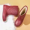 Botas de Chuva EVA Forradas com Lã para Inverno 2026 para Mulheres, Impermeáveis Antiderrapantes Quentes de Cano Médio, Sapatos de Borracha Espessados à Prova de Frio para Pesca Quente