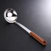 Fábrica direta de aço inoxidável utensílios de cozinha de madeira grão punho stir-fry pá pátula colander conjunto de utensílios de cozinha