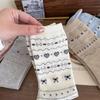 Calcetines de algodón para mujer, primavera y verano, nuevos calcetines de estilo japonés Feir Island, estilo retro, de moda, absorbentes del sudor, de tubo medio, que combinan con todo, bonitos.