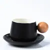 Juego Creativo de Taza de Café y Platillo de Cerámica con Asa de Madera, Taza Sencilla para Uso en Casa y Oficina, Estilo Pareja, Se Puede Imprimir con Logo