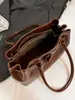 Bolso tote casual vintage para el trabajo y el día a día, nuevo y moderno para principios del otoño de 2026, de gran capacidad, simple, a la moda, bandolera personalizada