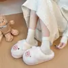 Lindas y divertidas pantuflas de algodón con forma de cerdito para mujer, nuevo estilo otoño e invierno 2026, forradas de felpa, cálidas, cómodas para uso en casa, zapatos peludos sin cordones