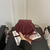 Bolso de Concha Tendencia de Moda Primavera/Verano 2026 Popular Simple Casual Elegante Diseño de Color Sólido Bolso de Hombro Cruzado para Mujer