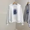 Moletom Pulôver Cinza com Capuz e Gola Redonda para Mulheres no Outono e Inverno Novo Solto Forrado com Lã Oversize Americano de Comprimento Médio