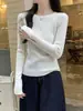 Suéter interior de punto simple estilo coreano para mujer, nuevo top texturizado de cuello redondo ins para otoño e invierno, suéter base ajustado