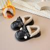 Mocasines de Terciopelo Negro para Mujer 2026 Nuevos Zapatos de Algodón de Invierno Estilo Británico Retro Suela Gruesa Felpa Zapatos Pequeños de Cuero para Niñas