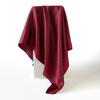 Pañuelo Cuadrado de 90 cm de Alta Gama Satín Estampado Patrón Oscuro Pañuelo Chal de Seda Ropa Exterior para Mujer Pañuelo de Protección Solar Bufanda para la Cabeza Europea y Americana Transfronteriza Venta al por Mayor