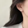Pendientes de Botón Florales Rosas Frescos de Primavera Verano Perla Elegantes Dulces Delicados Pequeños Exquisitos de Gama Alta Versátiles Adornos para la Oreja