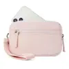 Carteira de Pulso Feminina Nova da Amazon Carteira de Nylon Acolchoada com 3 Bolsos com Zíper Cabe Porta-Cartões de Viagem